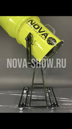 Вращающийся штатив на колесах