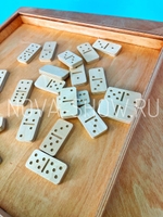 Деревянный реквизит "Домино" 40х40 см
