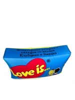 Летающая подушка "Жвачка Love is..." двухсторонняя