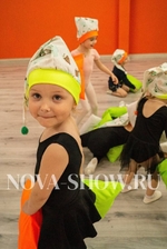 Колпак для шоу неоновых подушек